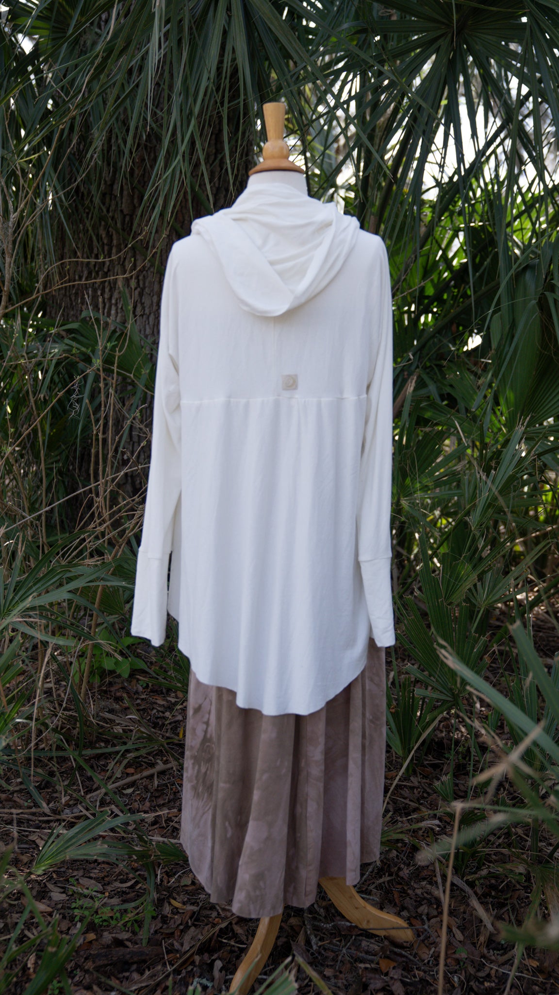 Strange Shadows Cardigan (Cropped) Bone