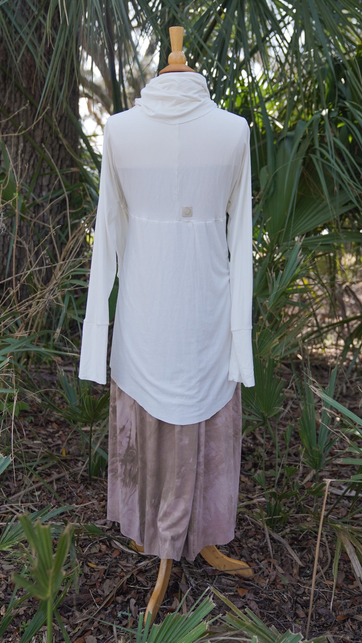 Strange Shadows Cardigan (Cropped) Bone
