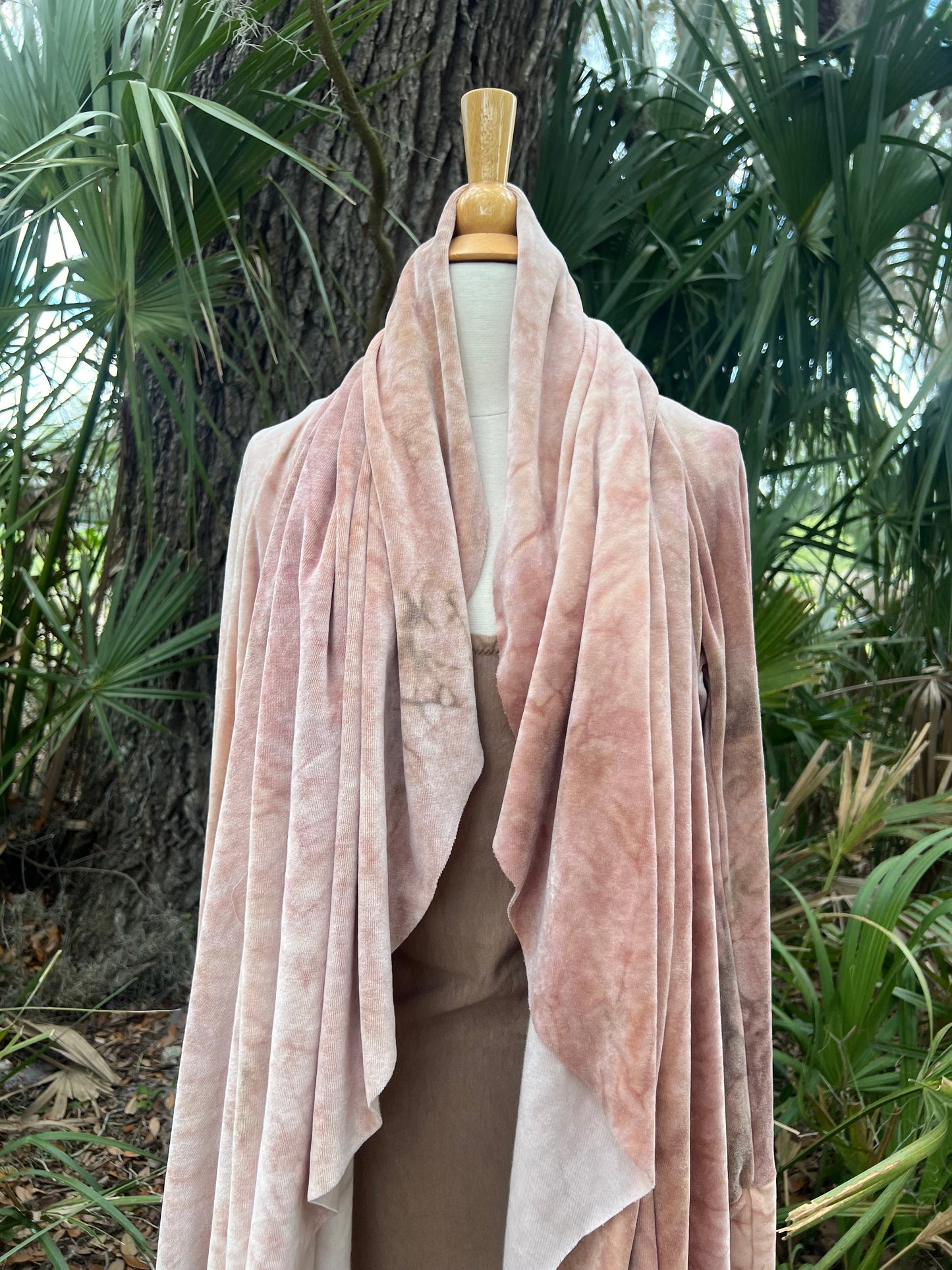 Strange Shadows Cardigan (M/L) Rose Hips Bamboo Velour