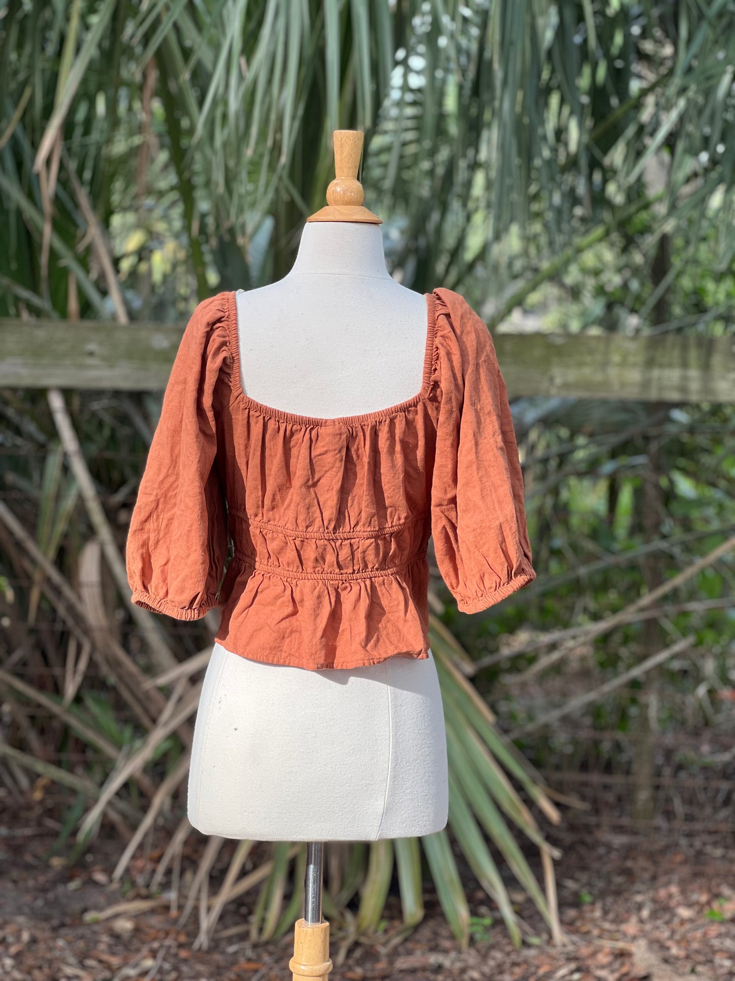✧ Gathered Puff Sleeve Top ✧ Natural Fibers