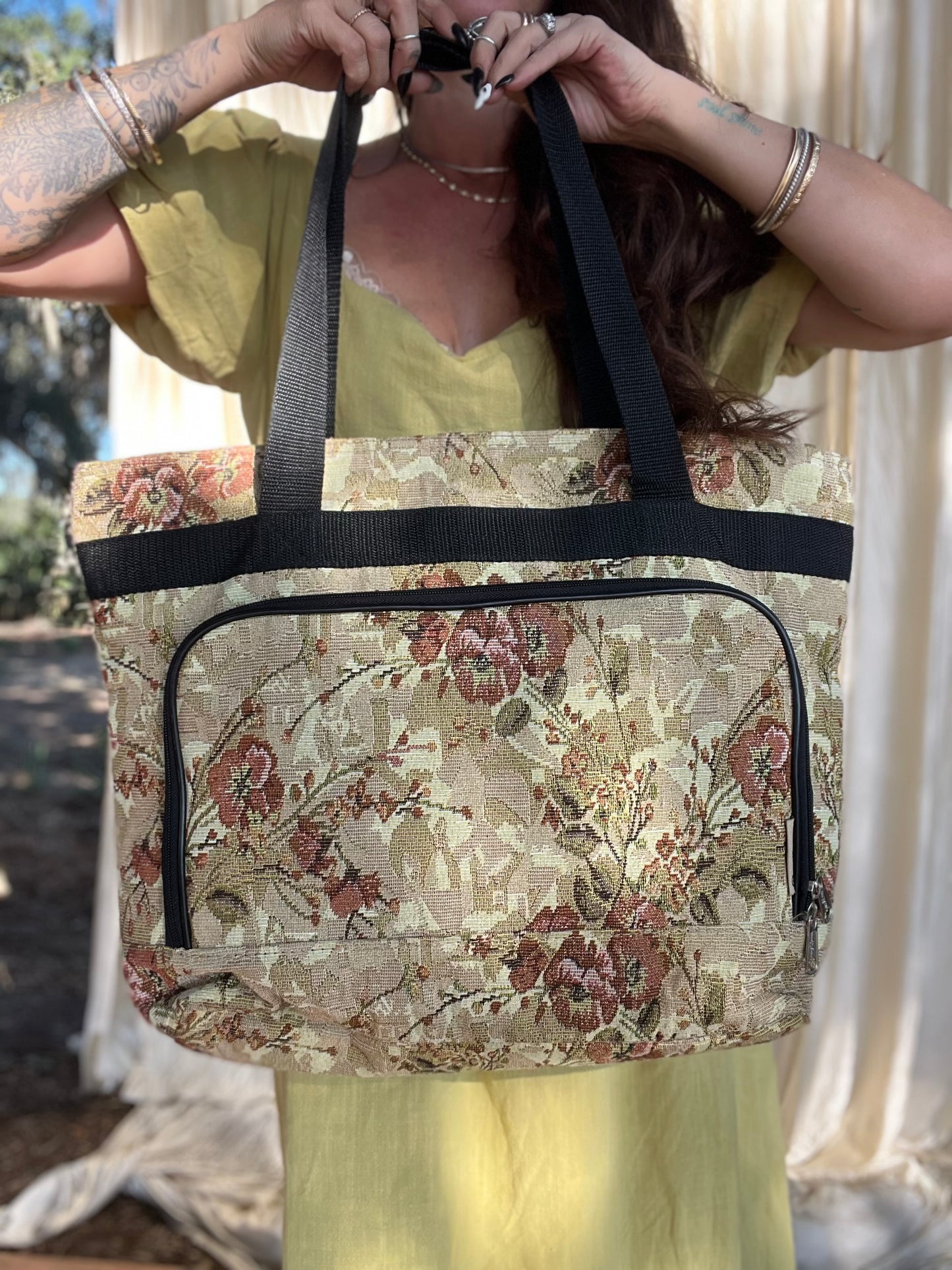 ✧ Floral Tapestry Tote Bag ✧