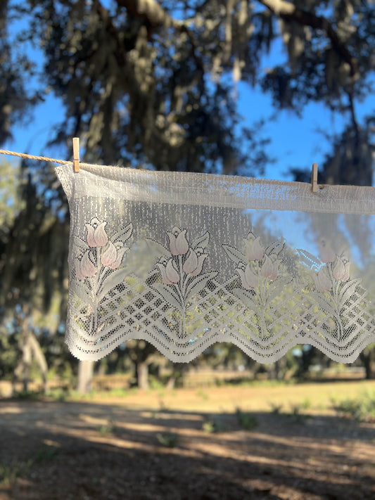 ✧ Tulip Detail Lace Curtains ✧