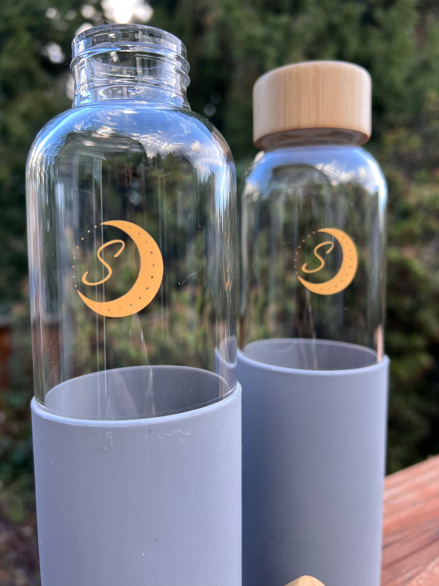 18 oz. Glass Water Bottle