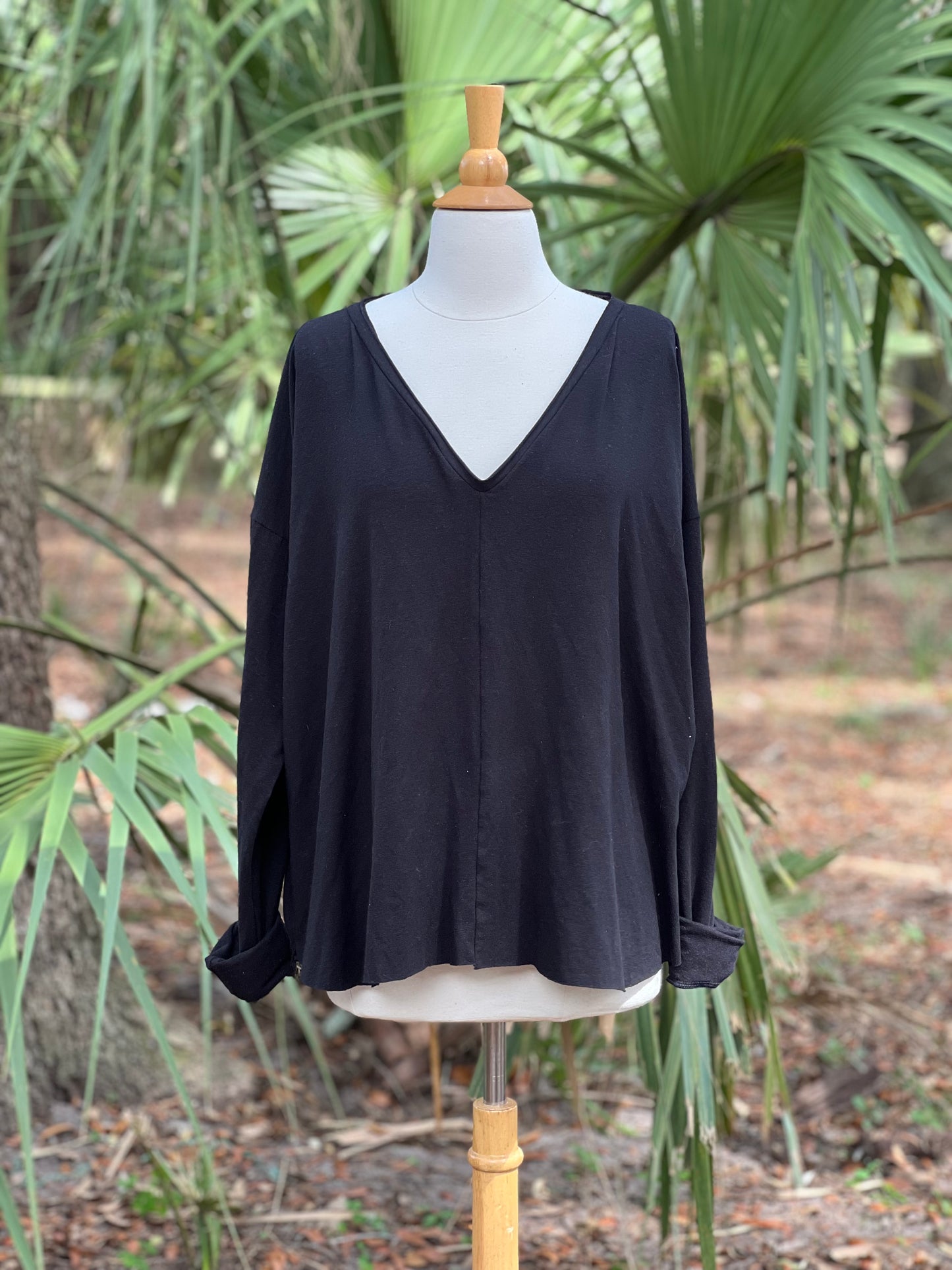 Pinch of Grace Oversize T (Long Sleeve) Onyx M/L